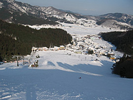 奥神鍋スキー場と神鍋山